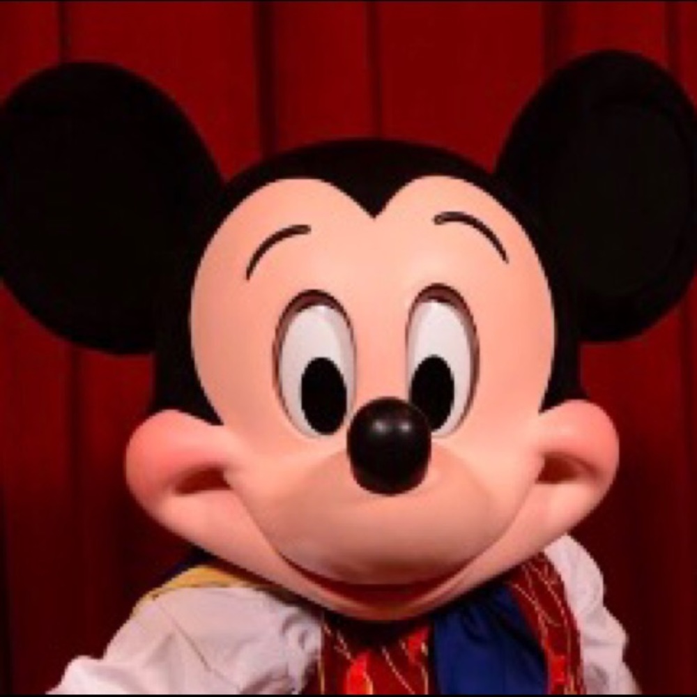 Meet your Posher, Vicky